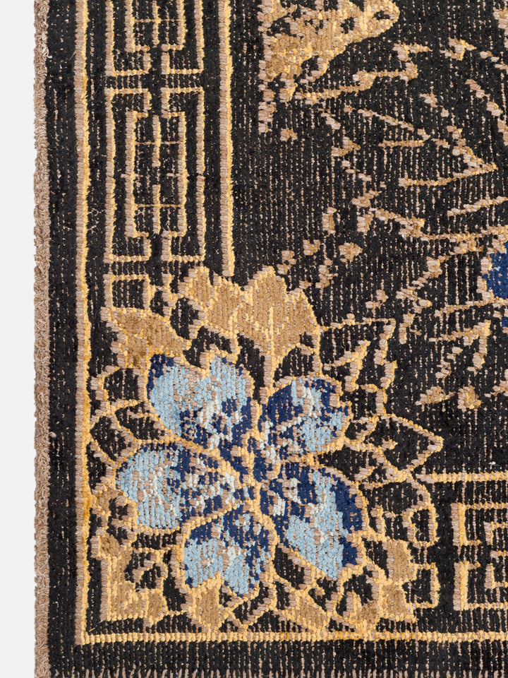 Ruggadocia Hokusai Sakura Dağ Desenli Halı detay