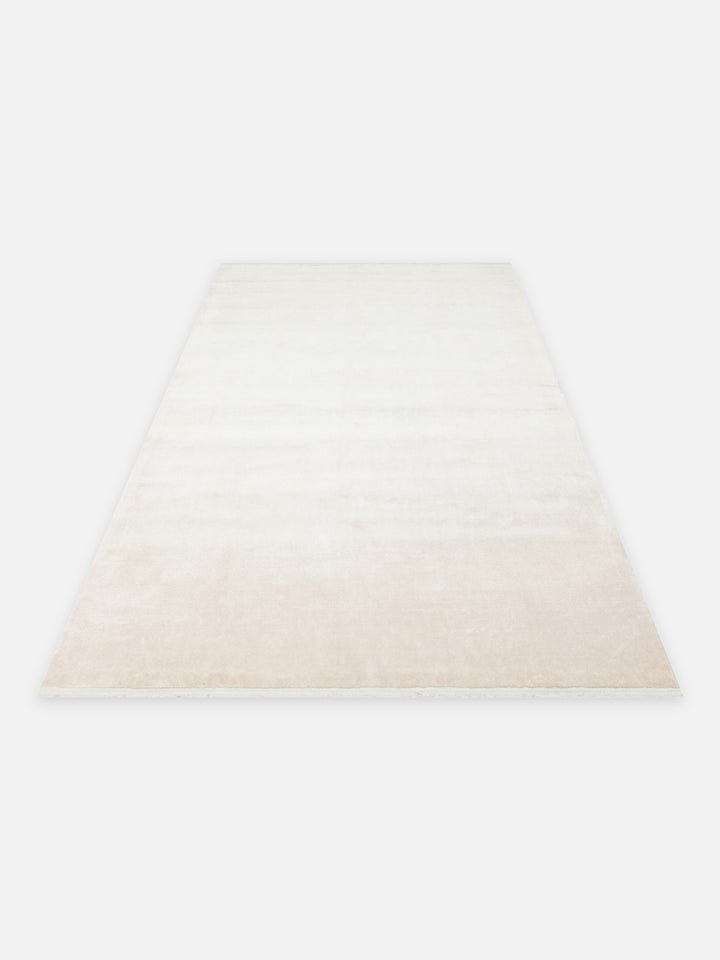 Victoria %100 TENCEL™ Lyocell El Emeği ile Üretilen Halı IVORY CREAM açılı görünüm