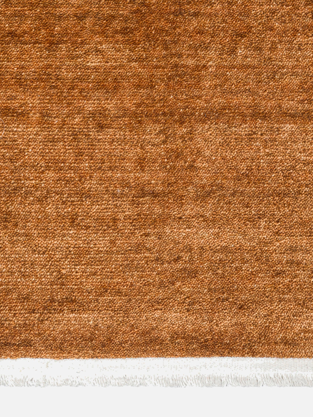 Victoria %100 TENCEL™ Lyocell El Emeği ile Üretilen Halı WARM TERRA saçak detayı