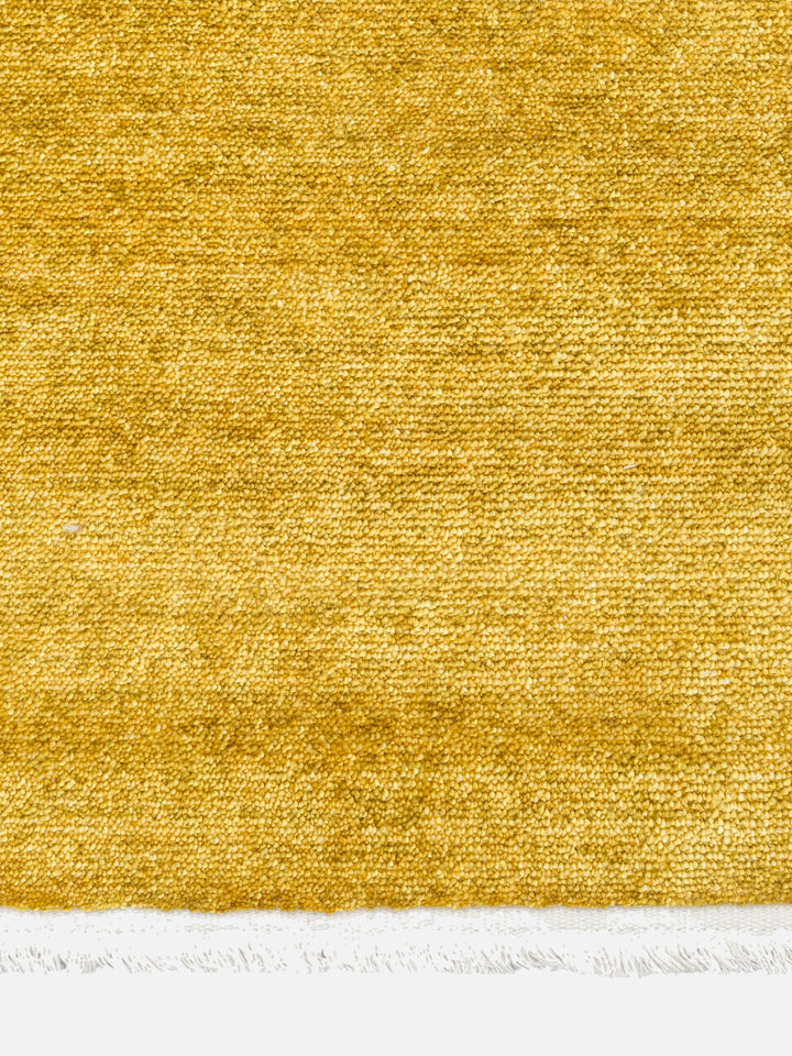 Victoria %100 TENCEL™ Lyocell El Emeği ile Üretilen Halı YELLOW SAFFRON saçak detayı